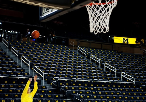 Michigan freshman Nik Stauskas warms up before the game against Illinois on Sunday, Feb. 24. Daniel Brenner I AnnArbor.com